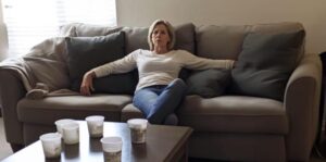 Mój szwagier mnie pobił — moja opuchnięta twarz i poważnie zranione ramię. Jedynym słowem siostry było: 'Powinnaś była podpisać kredyt.'